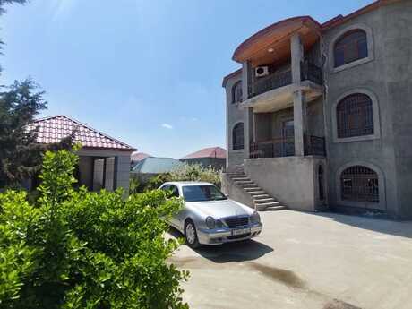 9 otaqlı həyət evi/bağ evi - Masazır q. - 450 m²