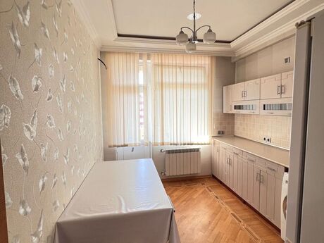 3 otaqlı yeni tikili - İnşaatçılar m. - 110 m²