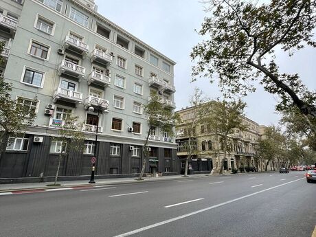 Elan №6039210 - Bakı, Sahil m., 3 otaqlı, 100 m², 3/4 mərtəbə
