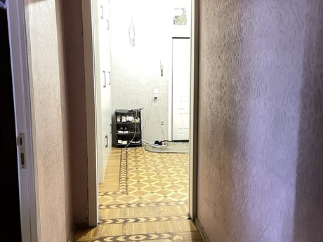 5 otaqlı köhnə tikili - 8-ci mikrorayon q. - 120 m²