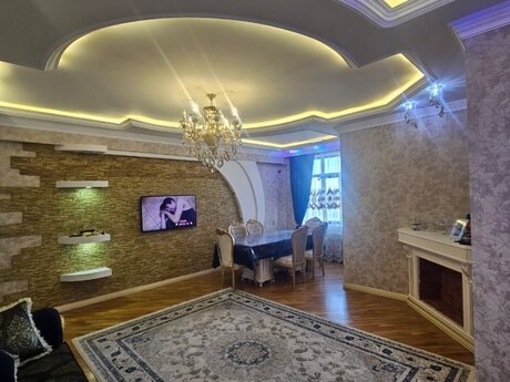 3-комн. новостройка - м. 20 января - 123 м²