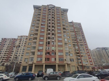 Obyekt - Elmlər Akademiyası m. - 517 m²