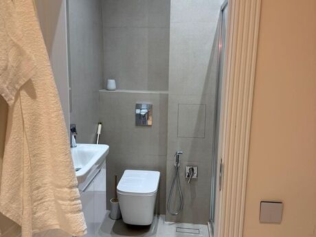 Obyekt - Xalqlar Dostluğu m. - 154 m²
