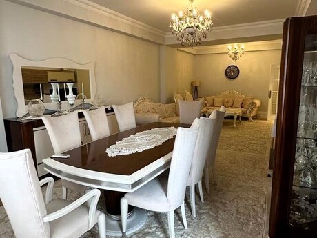 Объявление №6039428 - Баку, м. Элмляр Академиясы, 3-комн., 170 м², 8/17 этаж