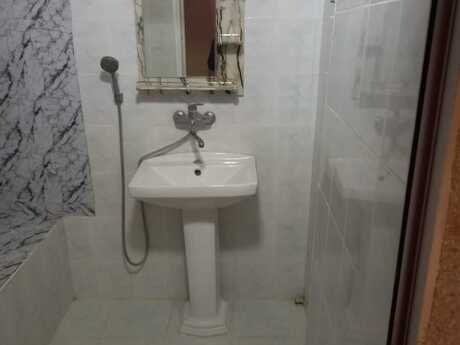 2 otaqlı köhnə tikili - Həzi Aslanov m. - 65 m²