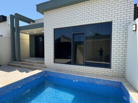 4 otaqlı həyət evi/bağ evi - Şüvəlan q. - 140 m²