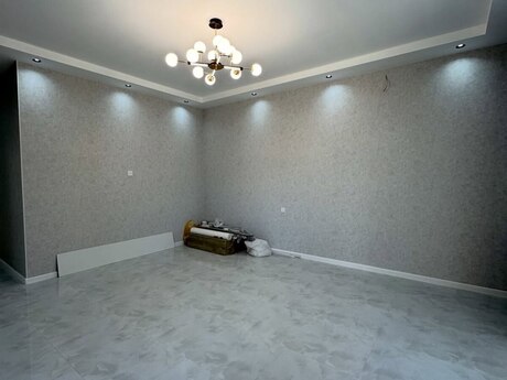 4 otaqlı həyət evi/bağ evi - Şüvəlan q. - 140 m²