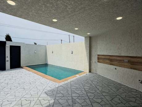 4 otaqlı həyət evi/bağ evi - Mərdəkan q. - 130 m²