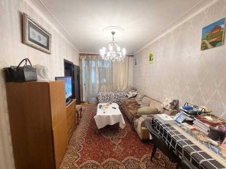 2 otaqlı köhnə tikili - Azadlıq Prospekti m. - 55 m²