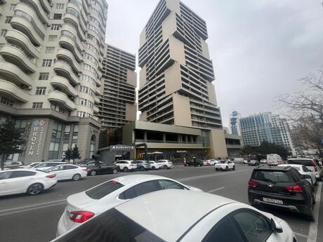 Elan №6039771 - Bakı, 8 Noyabr m., 3 otaqlı, 145 m², 20/27 mərtəbə