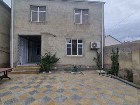 6 otaqlı həyət evi/bağ evi - Məmmədli q. - 280 m²