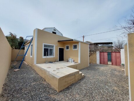 3 otaqlı həyət evi/bağ evi - Hövsan q. - 90 m²