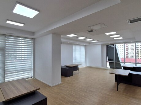 4-комн. новостройка - м. Элмляр Академиясы - 214 м²