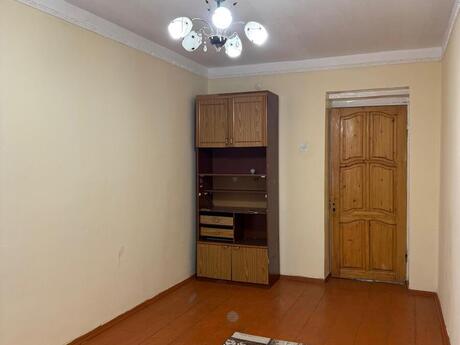3 otaqlı köhnə tikili - Neftçilər m. - 75 m²