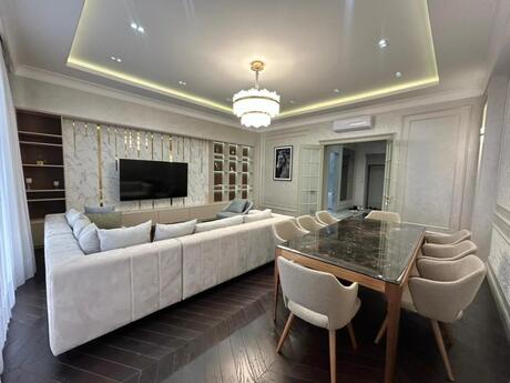 3 otaqlı yeni tikili - 28 May m. - 180 m²