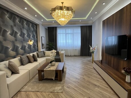 2 otaqlı yeni tikili - Yeni Yasamal q. - 96 m²