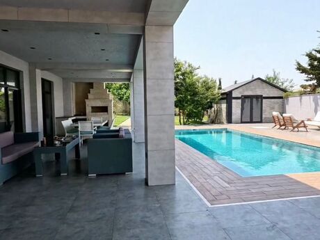 5 otaqlı həyət evi/bağ evi - Abşeron r. - 240 m²