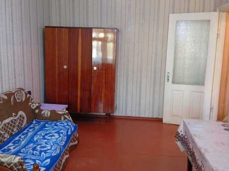 1 otaqlı köhnə tikili - İnşaatçılar m. - 30 m²