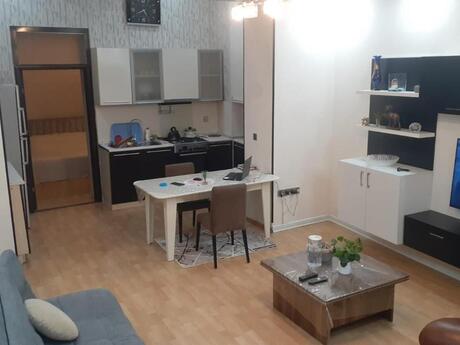Объявление №6040281 - Баку, м. Ичеришехер, 2-комн., 55 м², 2/3 этаж