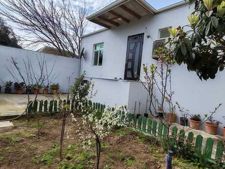 3 otaqlı həyət evi/bağ evi - Buzovna q. - 100 m²