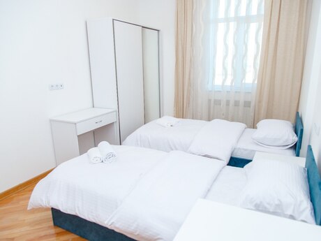 4 otaqlı yeni tikili - Nəsimi r. - 172 m²