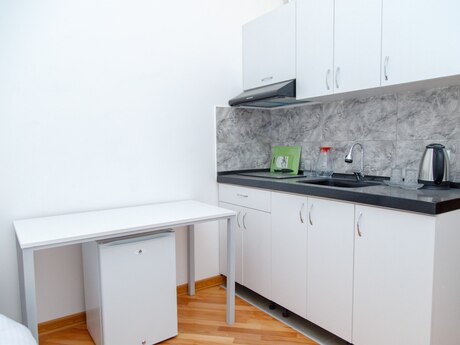4 otaqlı yeni tikili - Nəsimi r. - 172 m²