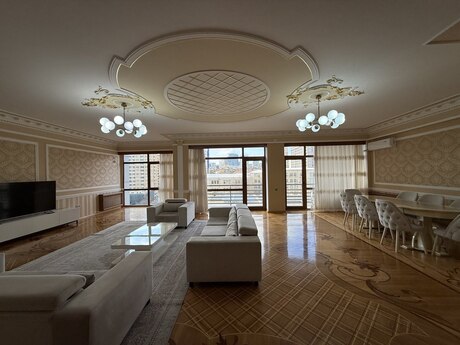 5 otaqlı yeni tikili - 28 May m. - 340 m²