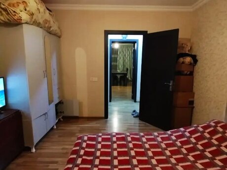 2 otaqlı köhnə tikili - Həzi Aslanov m. - 55 m²