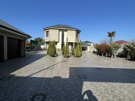 4 otaqlı həyət evi/bağ evi - Nardaran q. - 240 m²
