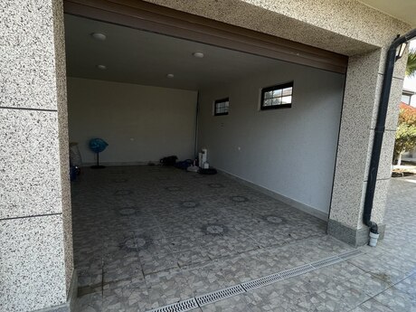 4 otaqlı həyət evi/bağ evi - Nardaran q. - 240 m²