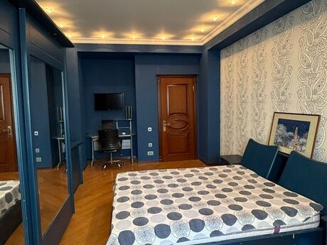 4 otaqlı yeni tikili - Nəsimi r. - 200 m²