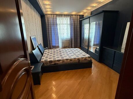 4 otaqlı yeni tikili - Nəsimi r. - 200 m²