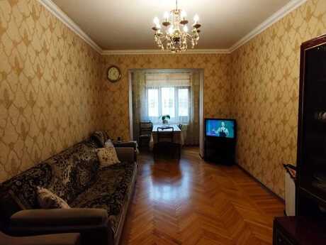 2 otaqlı köhnə tikili - Həzi Aslanov q. - 55 m²