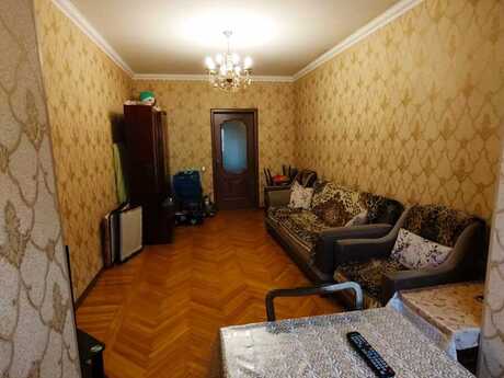 2 otaqlı köhnə tikili - Həzi Aslanov q. - 55 m²