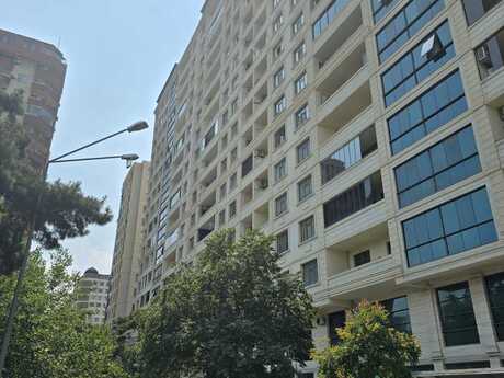 2-комн. новостройка - м. Нариман Нариманов - 118 м²