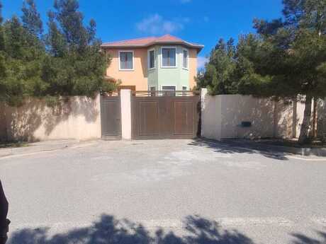 7 otaqlı həyət evi/bağ evi - Hökməli q. - 180 m²