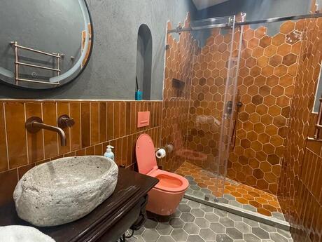 5 otaqlı mənzil, 286 m², İçəri Şəhər: 1 500 000 ₼ 5