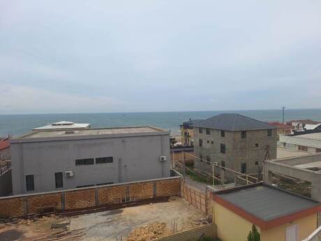 7 otaqlı həyət evi/bağ evi - Şıxov q. - 380 m²