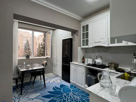 Elan №6040718 - Bakı, İnşaatçılar m., 4 otaqlı, 100 m², 3/9 mərtəbə