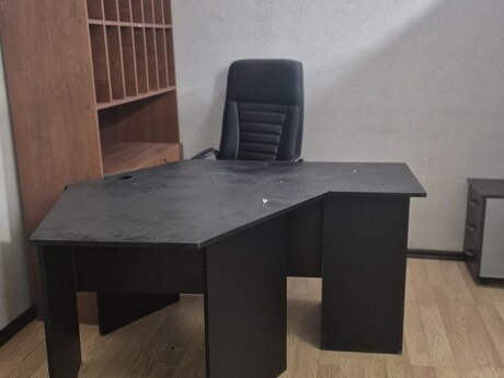 4 otaqlı ofis - Nəsimi r. - 115 m²