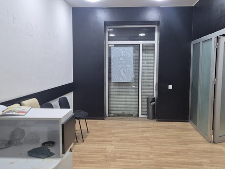 4 otaqlı ofis - Nəsimi r. - 115 m²