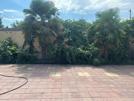 4 otaqlı həyət evi/bağ evi - Xocəsən m. - 120 m²