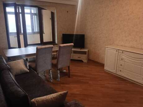 3 otaqlı köhnə tikili - Nərimanov r. - 90 m²