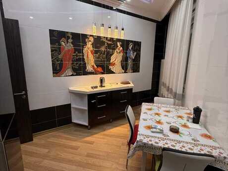 Elan №6040805 - Bakı, Şah İsmayıl Xətai m., 2 otaqlı, 115 m², 16/19 mərtəbə