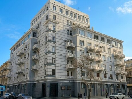 3 otaqlı köhnə tikili - Sahil m. - 100 m²