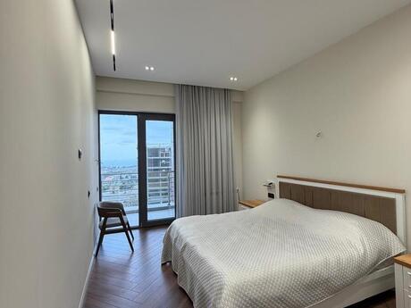 Kirayə 4 otaqlı mənzil, 160 m², Ağ şəhər: 3 000 ₼/ay 5