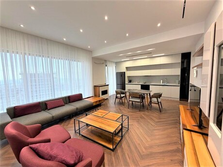 4 otaqlı yeni tikili - Ağ şəhər q. - 160 m²