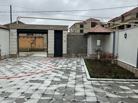 4 otaqlı həyət evi/bağ evi - Savalan q. - 220 m²