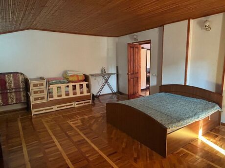 3 otaqlı köhnə tikili - Sahil m. - 100 m²