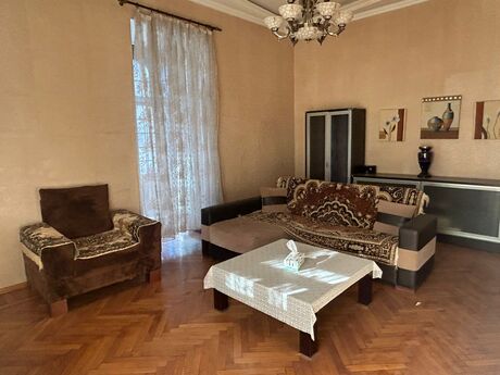 3 otaqlı köhnə tikili - Sahil m. - 100 m²